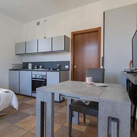 Fabulous Studio In Monza 15 Km To Milan City Centre 외부 사진