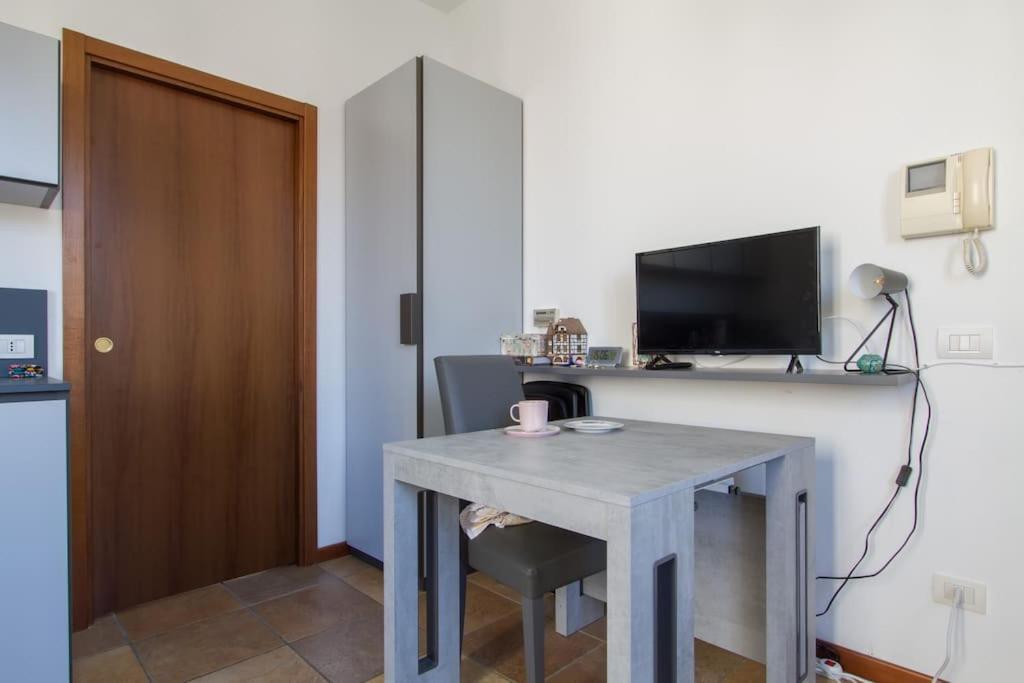 Fabulous Studio In Monza 15 Km To Milan City Centre 외부 사진