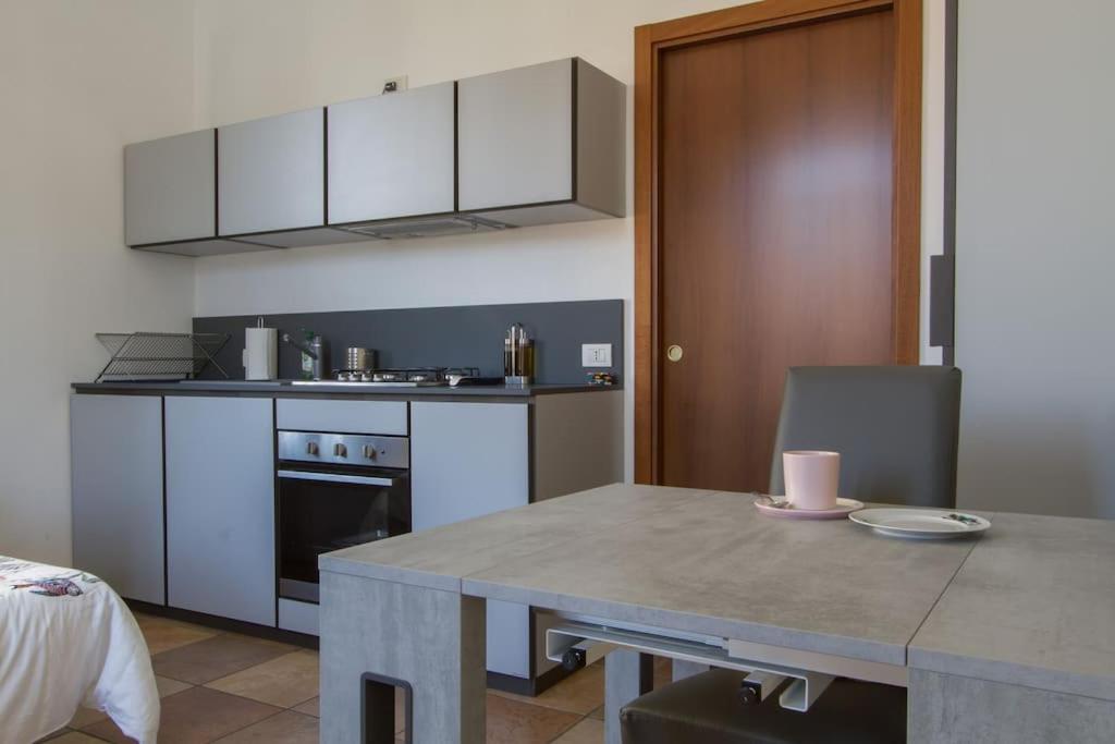 Fabulous Studio In Monza 15 Km To Milan City Centre 외부 사진